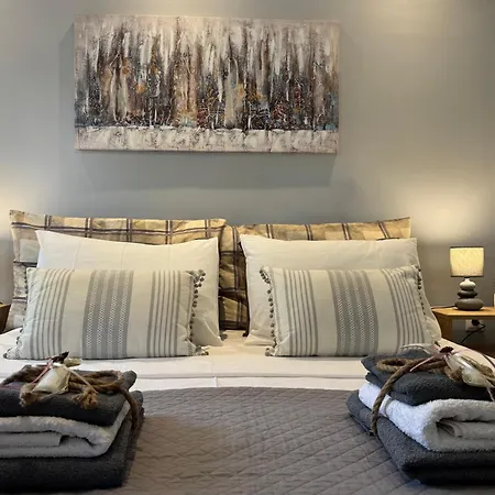 Inu # Wait Fresh And New Apartment Thessaloniki