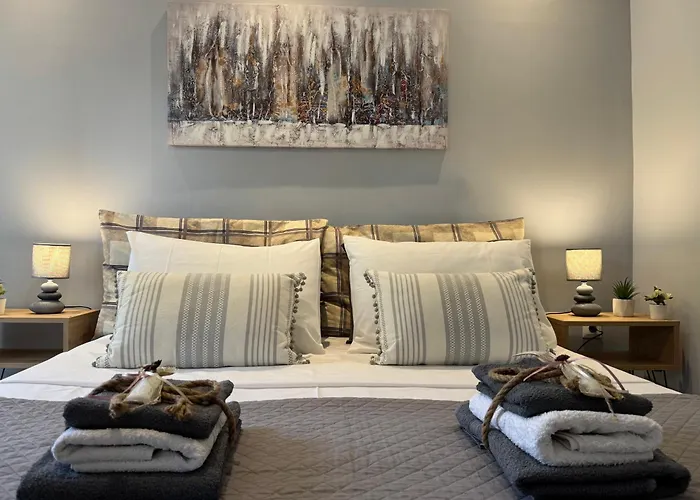 Inu # Wait Fresh And New Apartment Thessaloniki